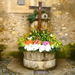 chapel-flowers-haut-de-cagnes